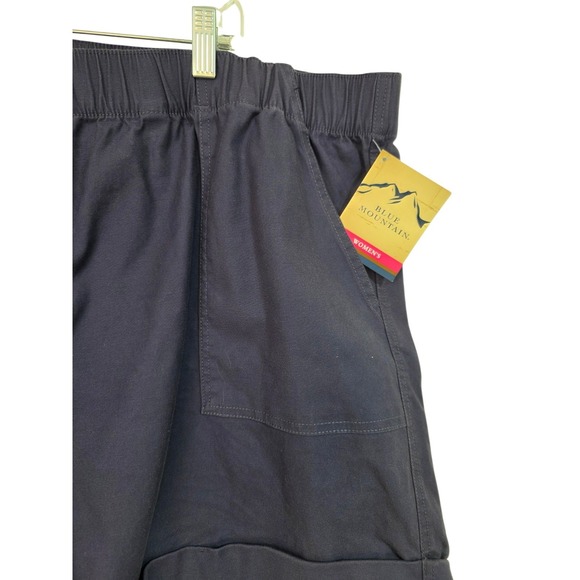 Blue Mountain Women's 2X Comfort Waist Hiking Gardening Shorts Navy Blue NWT - Picture 3 of 6